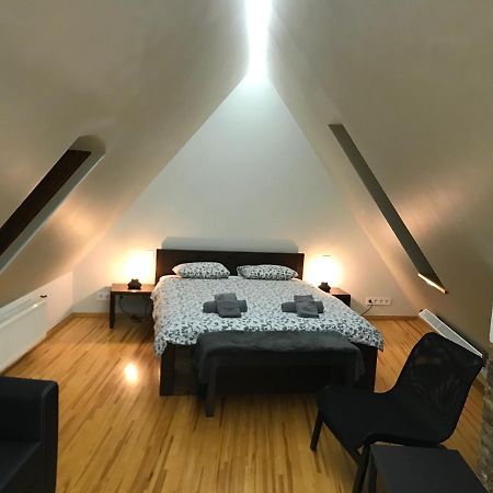 Apartmán Doma Square Penthouse, In The Heart Of Old Town Riga Exteriér fotografie